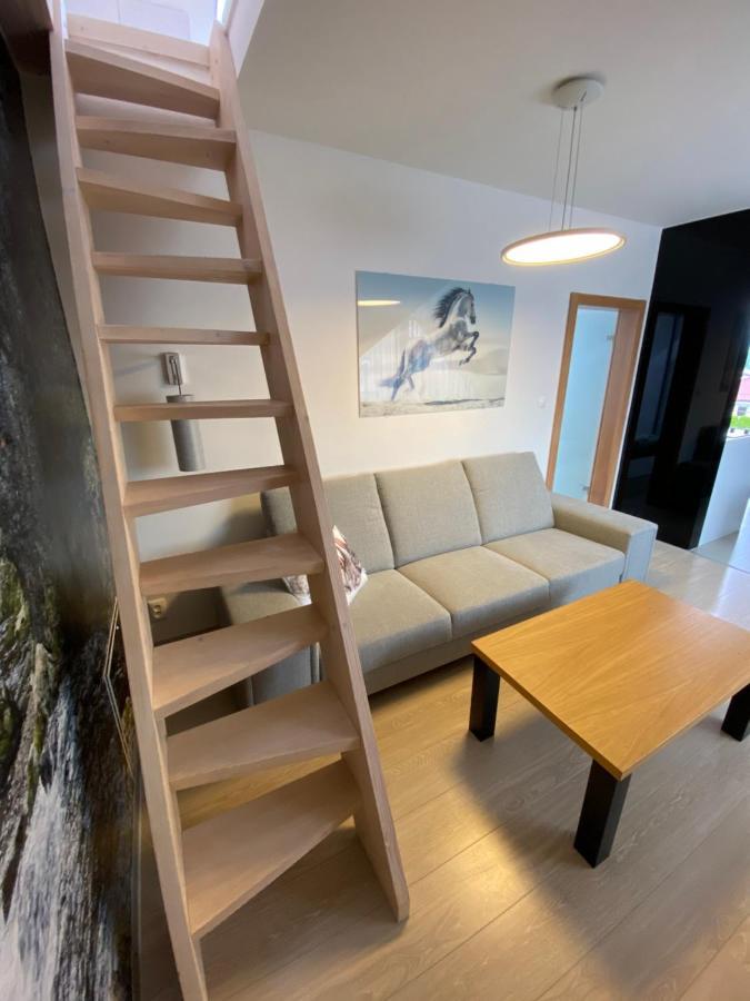 Apartman Zajko Liptovský Mikuláš Eksteriør bilde
